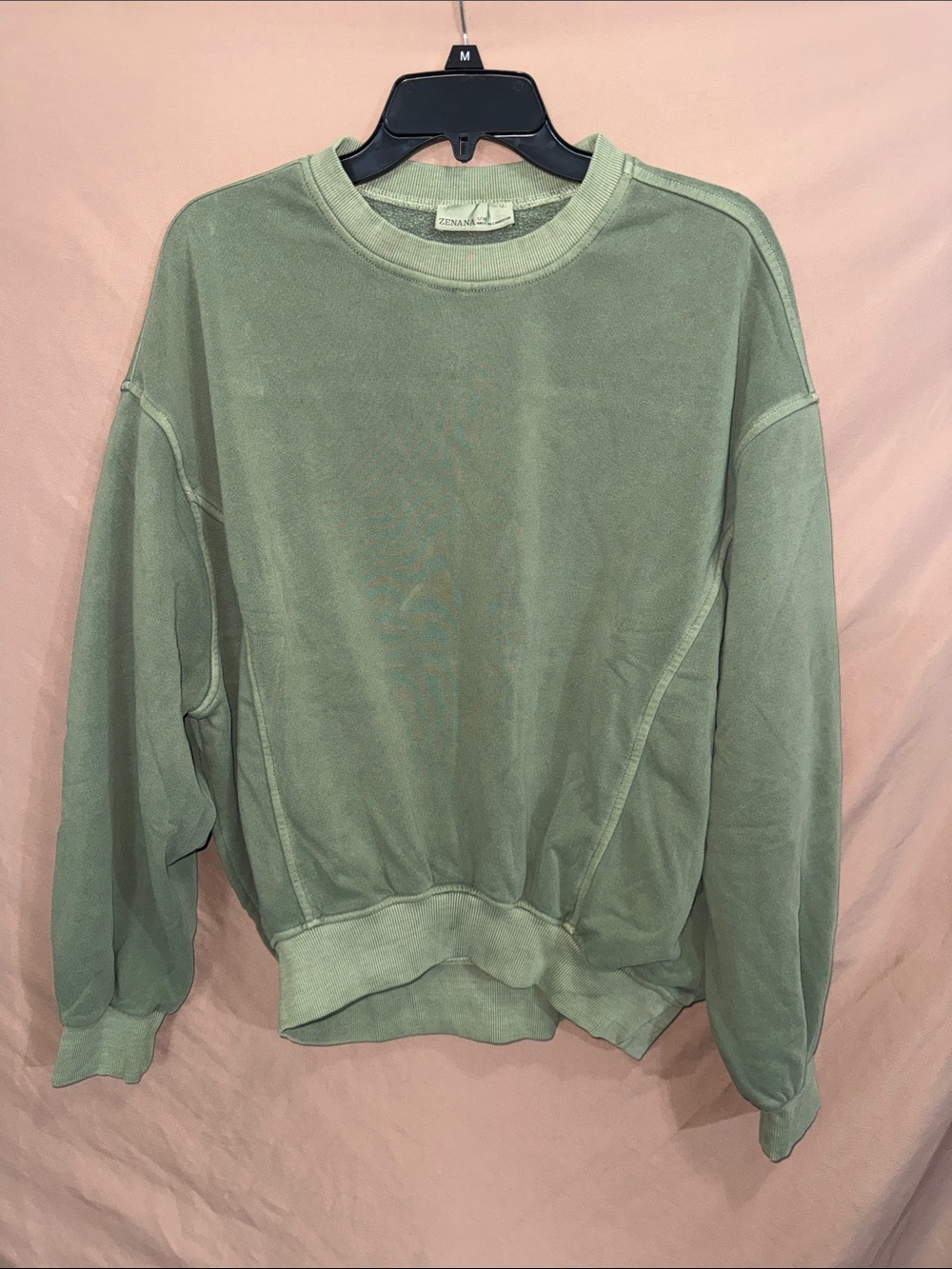 NWT Zenana Outfitters Women’s S/M Crewneck Sweatshirt in Sage Green